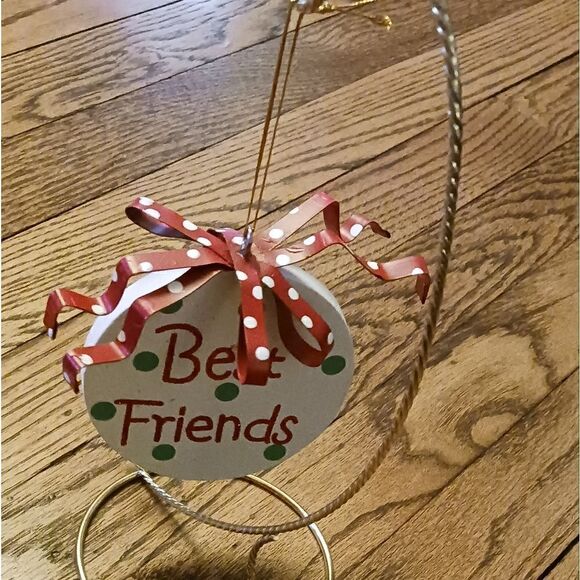 Best Friend Wooden Plaque on Hanger - Picture 6 of 7